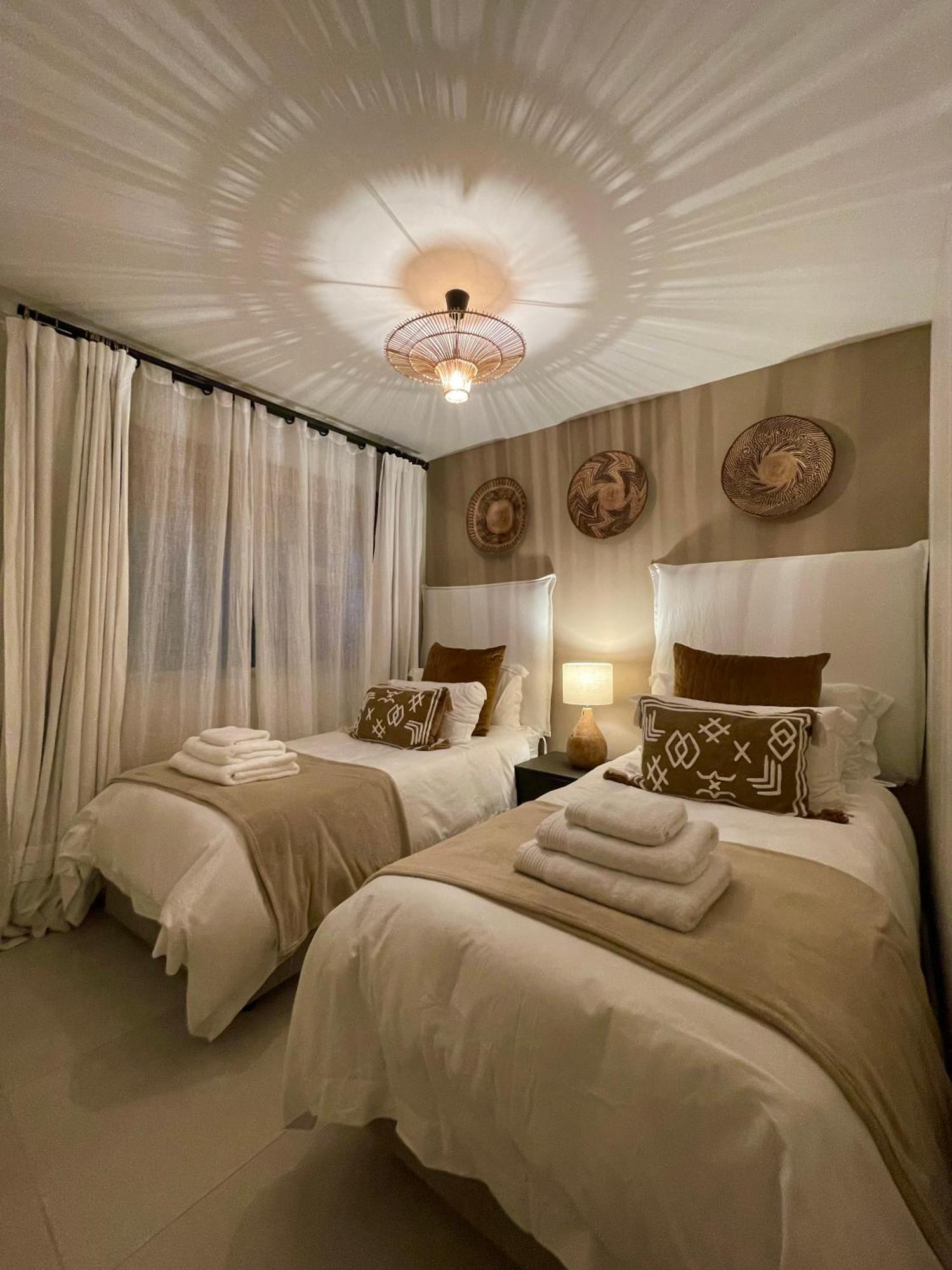 Appartement Abode Africa à Bloubergstrand Extérieur photo